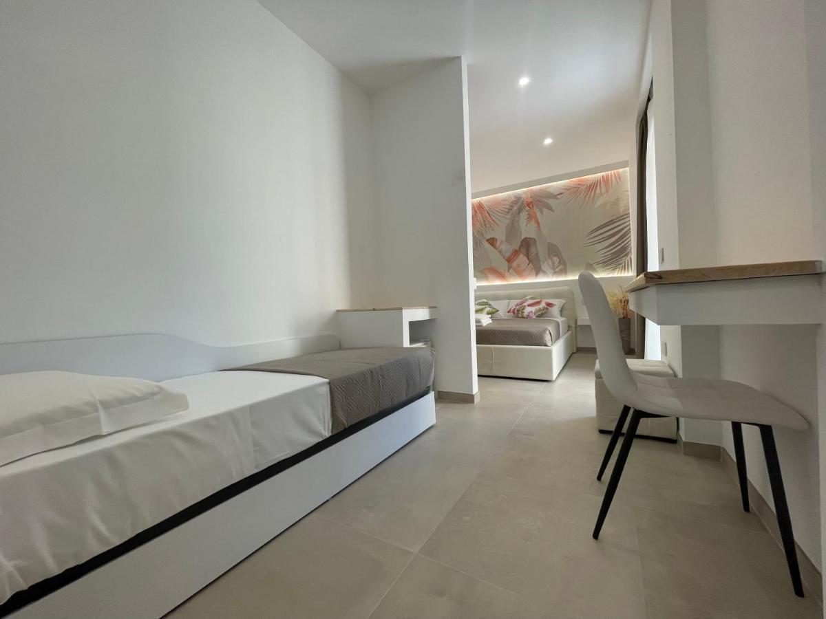 Hotel Bullerjanos Olbia Exterior foto