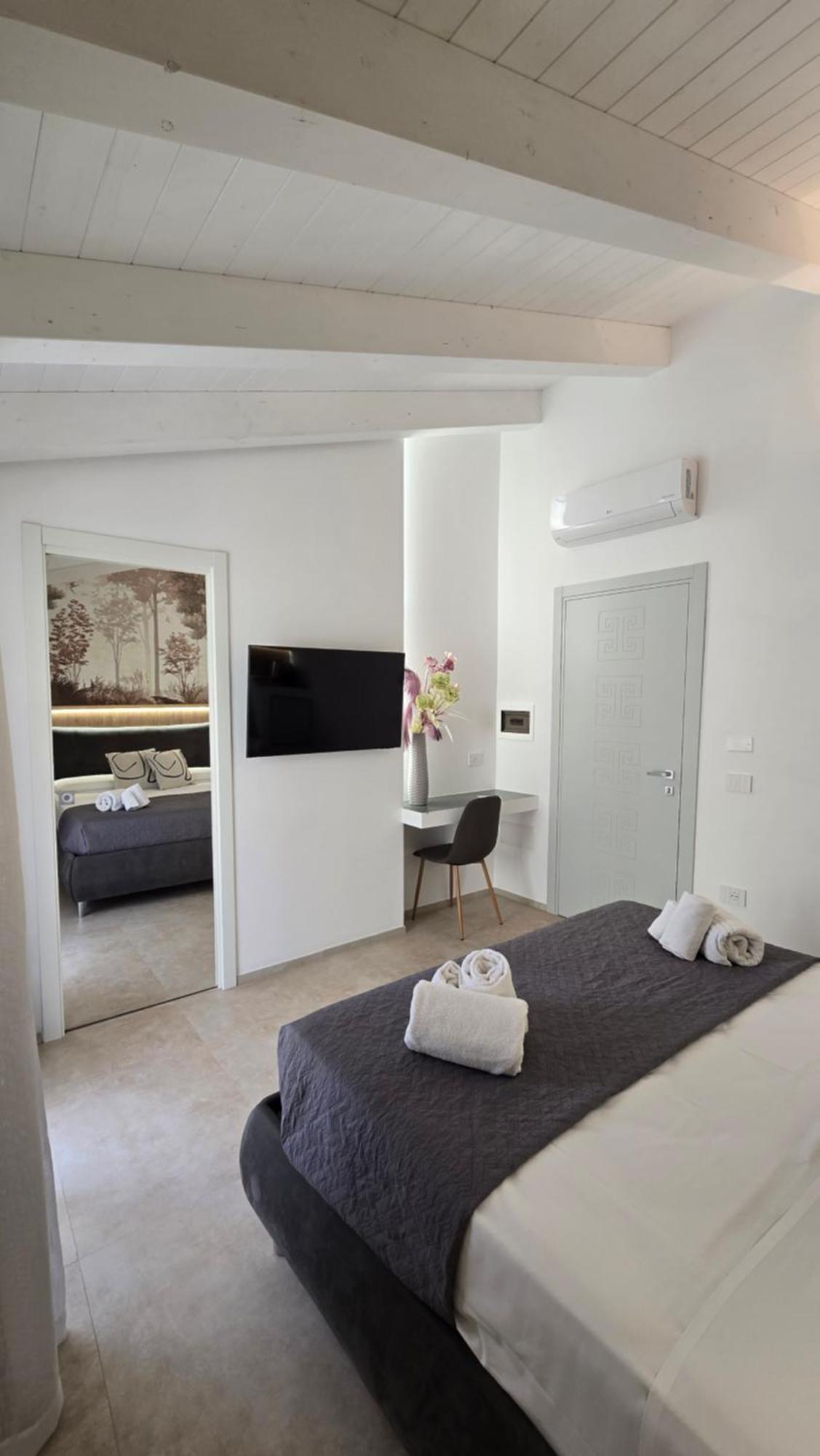 Hotel Bullerjanos Olbia Exterior foto